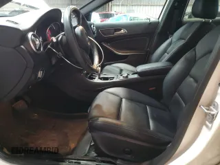 2016 Mercedes-Benz GLA 250 z VIN WDCTG4EB2GJ223312, wystawiony jako Copart lot #55937885 z przebiegiem 48 361 mil mil oraz Szkoda całkowita • Salvage title. Historia ofert i sprzedaży dostępna na DreamBid. Obrazek 7.