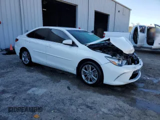 2015 Toyota Camry XLE with VIN 4T1BF1FK3FU081921, listed as a Copart auction lot 85097144 with 138,752 mi miles and Salvage Title. Bid and sale history available at carsss.com. Image 4.