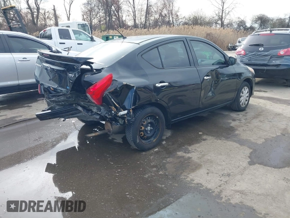 2016 Nissan Versa S with VIN 3N1CN7AP2GL842700, listed as a IAAI auction lot 41844095 with 117,206 mi miles. Bid and sale history available at carsss.com. Image 4.