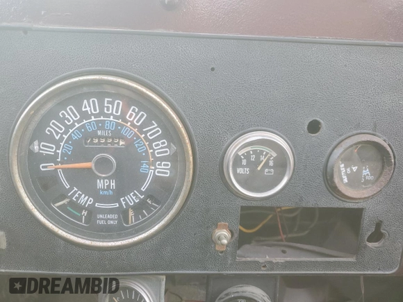 1978 Jeep CJ z VIN J8F83EH126023, wystawiony jako Copart lot #51271905 z przebiegiem 79 999 mil mil oraz Tytuł czysty. Historia ofert i sprzedaży dostępna na DreamBid. Obrazek 9.
