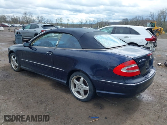 2004 Mercedes-Benz CLK 500 with VIN WDBTK75G94T023222, listed as a IAAI auction lot 42005920 with 203,524 mi miles and . Bid and sale history available at carsss.com. Image 3.