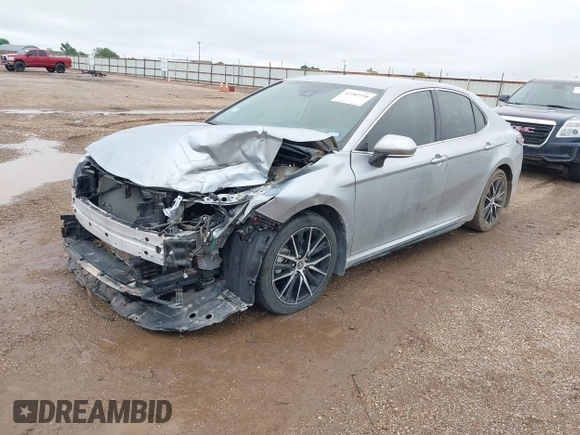 2022 Toyota Camry SE z VIN 4T1G11AK4NU690560, wystawiony jako IAAI lot #42183738 z przebiegiem 53 706 mil mil oraz . Historia ofert i sprzedaży dostępna na DreamBid. Obrazek 18.