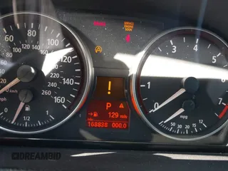 2006 BMW 3 Series 330xi with VIN WBAVD33546KV60455, listed as a IAAI auction lot 41525800 with 168,838 mi miles. Bid and sale history available at carsss.com. Image 7.