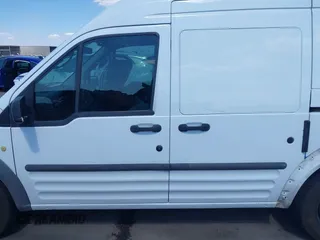 2010 Ford Transit Connect XLT z VIN NM0LS7DN1AT026707, wystawiony jako IAAI lot #42373335 z przebiegiem 204 252 mil mil oraz . Historia ofert i sprzedaży dostępna na DreamBid. Obrazek 15.