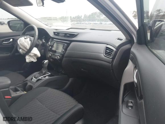 2019 Nissan Rogue SL with VIN 5N1AT2MT5KC844396, listed as a IAAI auction lot 40858867 with 28,469 mi miles. Bid and sale history available at carsss.com. Image 5.