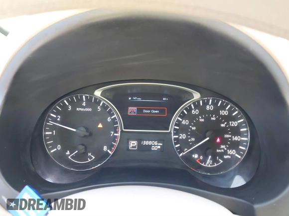2014 Nissan Altima SV with VIN 1N4AL3AP2EN386414, listed as a IAAI auction lot 41739659 with 138,806 mi miles and . Bid and sale history available at carsss.com. Image 7.