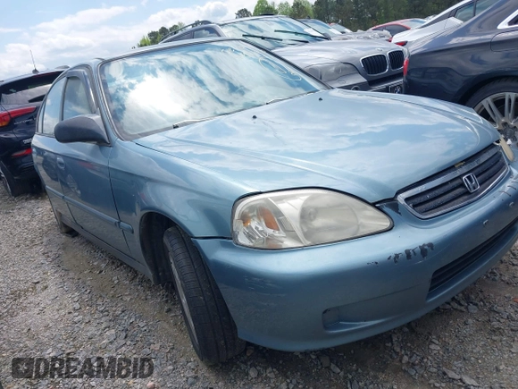 2000 Honda Civic VP with VIN 2HGEJ6614YH581615, listed as a IAAI auction lot 41902740 with 236,478 mi miles. Bid and sale history available at carsss.com. Image 1.