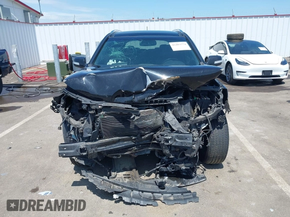 2014 Kia Sorento SX Limited with VIN 5XYKWDA71EG486958, listed as a IAAI auction lot 42483774 with 195,198 mi miles and . Bid and sale history available at DreamBid. Image 13.