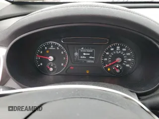 2017 Kia Sorento LX z VIN 5XYPGDA37HG328452, wystawiony jako Copart lot #83803644 z przebiegiem 133 518 mil mil oraz Szkoda całkowita • Salvage title. Historia ofert i sprzedaży dostępna na DreamBid. Obrazek 9.