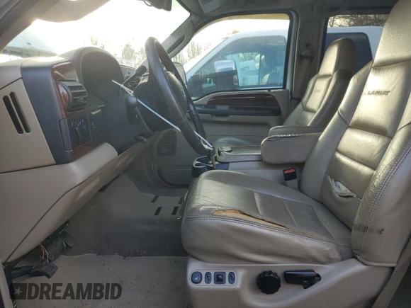2006 Ford F-350 XL с VIN 1FTWW33P46EC87793, выставлен на аукционе Copart как лот 42905885 с пробегом 220 874 миль миль и Списание • Salvage title. История ставок и продаж доступна на DreamBid. Изображение 7.