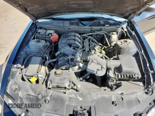 2012 Ford Mustang Premium z VIN 1ZVBP8AM3C5214411, wystawiony jako Copart lot #64656115 z przebiegiem 129 732 mil mil oraz Szkoda całkowita • Salvage title. Historia ofert i sprzedaży dostępna na DreamBid. Obrazek 11.