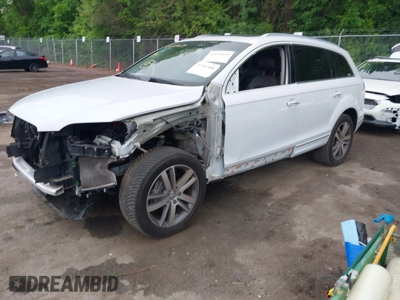 2015 Audi Q7 Premium Plus с VIN WA1LGAFE7FD027337, выставлен на аукционе IAAI как лот 42182400 с пробегом 82 269 миль миль и . История ставок и продаж доступна на DreamBid. Изображение 2.