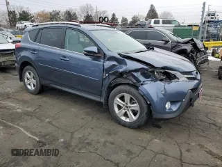 2013 Toyota RAV4 XLE with VIN 2T3RFREV1DW043374, listed as a Copart auction lot 45702945 with 122,830 mi miles and Salvage Title. Bid and sale history available at carsss.com. Image 4.