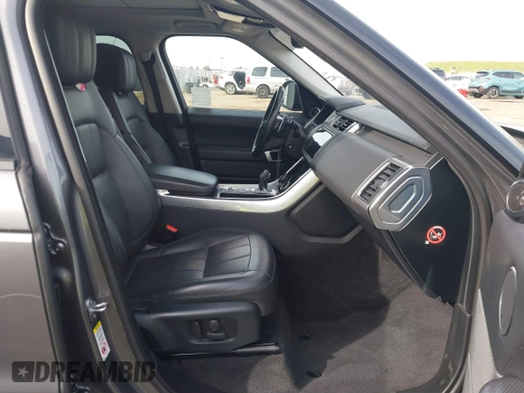 2019 Land Rover Range Rover Sport Dynamic with VIN SALWR2RE0KA825052, listed as a IAAI auction lot 41678014 with 56,814 mi miles. Bid and sale history available at carsss.com. Image 5.