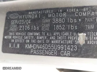 2005 Hyundai Elantra GLS with VIN KMHDN46D55U991423, listed as a IAAI auction lot 42086765 with 221,975 mi miles. Bid and sale history available at carsss.com. Image 9.