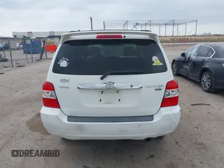 2007 Toyota Highlander w/3rd Row z VIN JTEDW21A570017255, wystawiony jako IAAI lot #42265923 z przebiegiem 245 805 mil mil oraz . Historia ofert i sprzedaży dostępna na DreamBid. Obrazek 17.