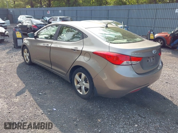 2013 Hyundai Elantra Limited z VIN 5NPDH4AE5DH245137, wystawiony jako IAAI lot #42372752 z przebiegiem 80 356 mil mil oraz . Historia ofert i sprzedaży dostępna na DreamBid. Obrazek 3.