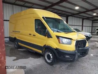 2022 Ford Transit Cargo with VIN 1FTBR3X82NKA09368, listed as a IAAI auction lot 38831402 with 34,881 mi miles and . Bid and sale history available at DreamBid. Image 1.
