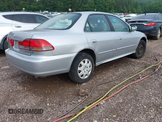 2001 Honda Accord LX z VIN 1HGCG16481A076636, wystawiony jako IAAI lot #42161859 z przebiegiem 203 183 mil mil oraz . Historia ofert i sprzedaży dostępna na DreamBid. Obrazek 4.