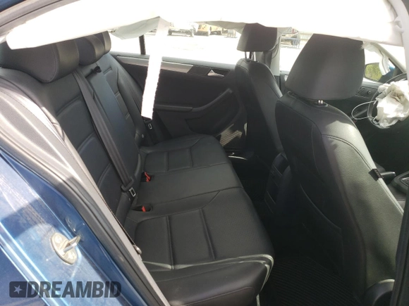 2015 Volkswagen Jetta Sedan 1.8T SE w/Connectivity with VIN 3VWD07AJ8FM267200, listed as a Copart auction lot 73553834 with 87,675 mi miles and Salvage Title. Bid and sale history available at carsss.com. Image 10.