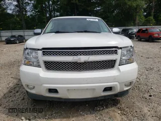 2008 Chevrolet Suburban LTZ with VIN 1GNFK16308R254513, listed as a Copart auction lot 62573335 with 228,421 mi miles and Salvage title. Bid and sale history available at DreamBid. Image 5.