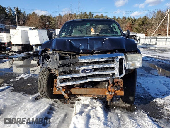 2006 Ford F-250 XL z VIN 1FTSX21P86EC45152, wystawiony jako Copart lot #58487155 z przebiegiem 204 104 mil mil oraz Nie do naprawy • Non repairable. Historia ofert i sprzedaży dostępna na DreamBid. Obrazek 5.