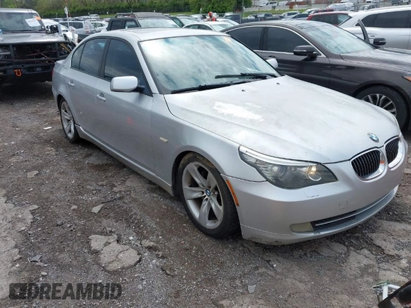 2008 BMW 5 Series 528i with VIN WBANU53588CT03016, listed as a IAAI auction lot 42009866 with 251,490 mi miles and . Bid and sale history available at carsss.com. Image 1.