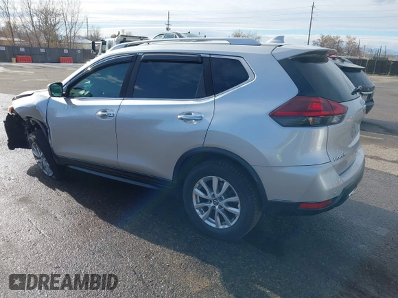 2020 Nissan Rogue SV with VIN KNMAT2MT4LP535422, listed as a IAAI auction lot 41068927 with 190,525 mi miles and . Bid and sale history available at DreamBid. Image 3.