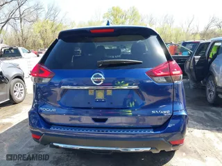 2017 Nissan Rogue SL with VIN JN8AT2MV0HW014068, listed as a IAAI auction lot 41947595 with 107,796 mi miles. Bid and sale history available at carsss.com. Image 17.