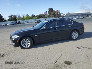 2013 BMW 5 Series 528i with VIN WBAXG5C58DDY37525, listed as a Copart auction lot 55680265 with 123,600 mi miles and Clean Title. Bid and sale history available at carsss.com. Image 1.