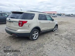 2018 Ford Explorer XLT with VIN 1FM5K7D8XJGA23931, listed as a IAAI auction lot 41845181 with 38,059 mi miles and . Bid and sale history available at DreamBid. Image 4.