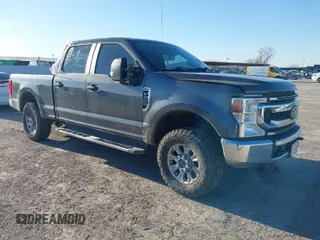 2020 Ford Super Duty F-250 SRW XL with VIN 1FT7W2B62LED48805, listed as a IAAI auction lot 41394509 with 89,189 mi miles. Bid and sale history available at carsss.com. Image 1.
