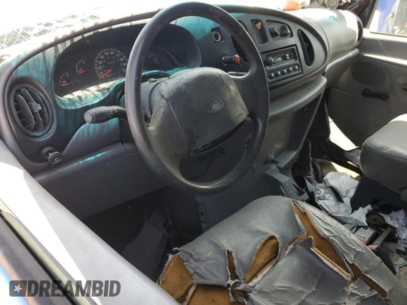 2000 Ford Econoline Cargo с VIN 1FTSS34L9YHA82428, выставлен на аукционе Copart как лот 57232145 с пробегом 170 227 миль миль и Списание • Salvage title. История ставок и продаж доступна на DreamBid. Изображение 8.
