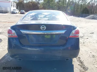 2015 Nissan Altima 2.5 with VIN 1N4AL3AP5FC289298, listed as a IAAI auction lot 41420327 with 138,544 mi miles. Bid and sale history available at carsss.com. Image 16.
