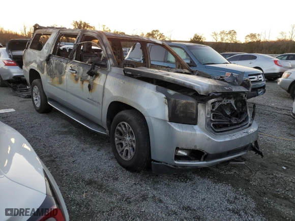 2017 GMC Yukon XL SLT with VIN 1GKS1GKC7HR179302, listed as a Copart auction lot 81935094 with 0 mi miles and Salvage Title. Bid and sale history available at carsss.com. Image 4.