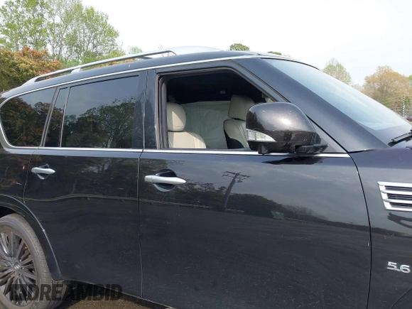 2019 Infiniti QX80 LUXE with VIN JN8AZ2NE7K9238439, listed as a IAAI auction lot 41961424 with Not Provided miles. Bid and sale history available at carsss.com. Image 13.