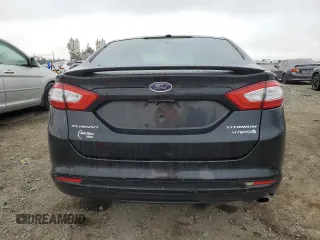 2014 Ford Fusion Titanium Hybrid z VIN 3FA6P0RU1ER118499, wystawiony jako Copart lot #58591305 z przebiegiem 252 353 mil mil oraz Szkody całkowita. Historia ofert i sprzedaży dostępna na DreamBid. Obrazek 6.