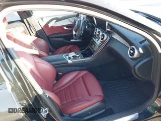 2017 Mercedes-Benz C 43 AMG with VIN 55SWF6EBXHU202314, listed as a IAAI auction lot 41402555 with 73,669 mi miles and . Bid and sale history available at DreamBid. Image 5.