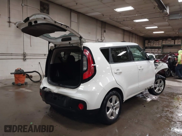 2018 Kia Soul with VIN KNDJN2A22J7609326, listed as a IAAI auction lot 41672554 with 75,667 mi miles and . Bid and sale history available at DreamBid. Image 4.