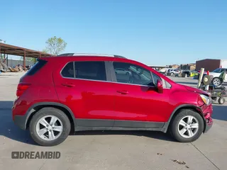 2020 Chevrolet Trax LT with VIN 3GNCJLSB7LL229882, listed as a IAAI auction lot 42005834 with 38,975 mi miles and . Bid and sale history available at DreamBid. Image 13.