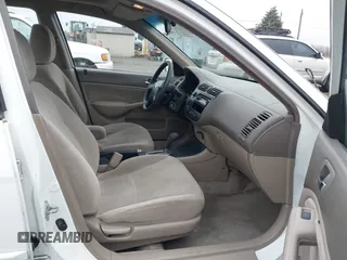 2002 Honda Civic EX with VIN 1HGES26702L074649, listed as a IAAI auction lot 40975048 with 151,975 mi miles and . Bid and sale history available at carsss.com. Image 5.