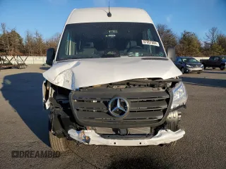 2025 Mercedes-Benz Sprinter Cargo with VIN W1Y4NCHY6SP753794, listed as a Copart auction lot 87057804 with 610 mi miles and Salvage Title. Bid and sale history available at carsss.com. Image 5.