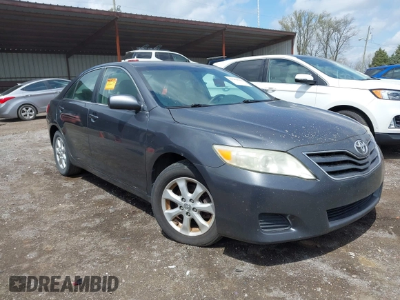 2011 Toyota Camry LE with VIN 4T1BF3EK5BU605061, listed as a IAAI auction lot 41999902 with 231,303 mi miles. Bid and sale history available at carsss.com. Image 1.