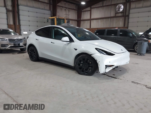 2020 Tesla Model Y Long Range z VIN 5YJYGDEE5LF041935, wystawiony jako IAAI lot #42369750 z przebiegiem 79 540 mil mil oraz . Historia ofert i sprzedaży dostępna na DreamBid. Obrazek 1.