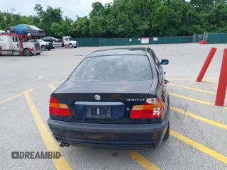 2002 BMW 3 Series 330xi with VIN WBAEW53492PG17309, listed as a IAAI auction lot 42311544 with 239,540 mi miles and . Bid and sale history available at DreamBid. Image 17.