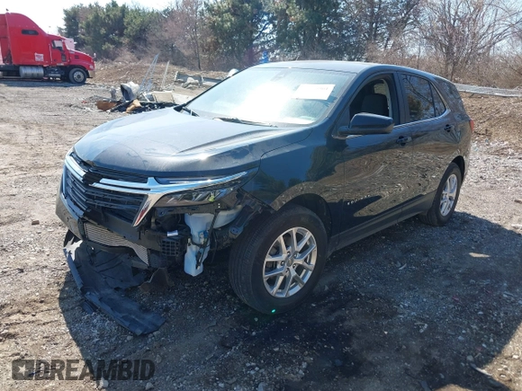 2022 Chevrolet Equinox LT with VIN 3GNAXKEV7NL245797, listed as a IAAI auction lot 41776901 with 18,055 mi miles. Bid and sale history available at carsss.com. Image 2.