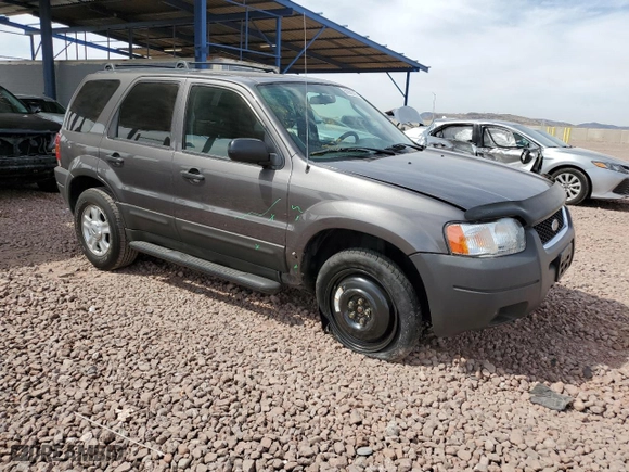 2003 Ford Escape XLT Popular with VIN 1FMYU03103KC43310, listed as a Copart auction lot 50362285 with 69,308 mi miles and Salvage Title. Bid and sale history available at carsss.com. Image 4.