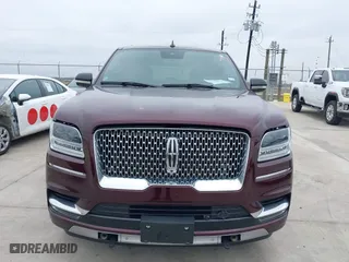 2021 Lincoln Navigator Reserve with VIN 5LMJJ2LT2MEL17430, listed as a IAAI auction lot 41623672 with 21,706 mi miles. Bid and sale history available at carsss.com. Image 12.