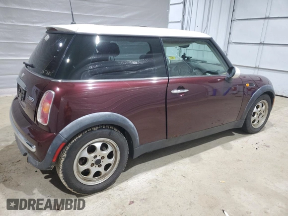 2002 MINI Hardtop with VIN WMWRC33402TC36986, listed as a Copart auction lot 50131045 with 194,224 mi miles and Salvage Title. Bid and sale history available at DreamBid. Image 3.