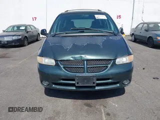 2000 Dodge Grand Caravan with VIN 1B4GT44L4YB583087, listed as a IAAI auction lot 42081647 with Not Provided miles and . Bid and sale history available at DreamBid. Image 6.